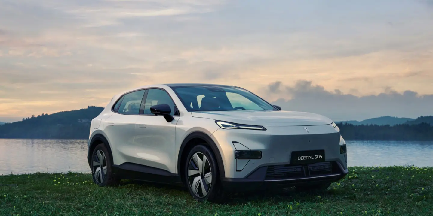 Changan Deepal S05 – cenik in brošura