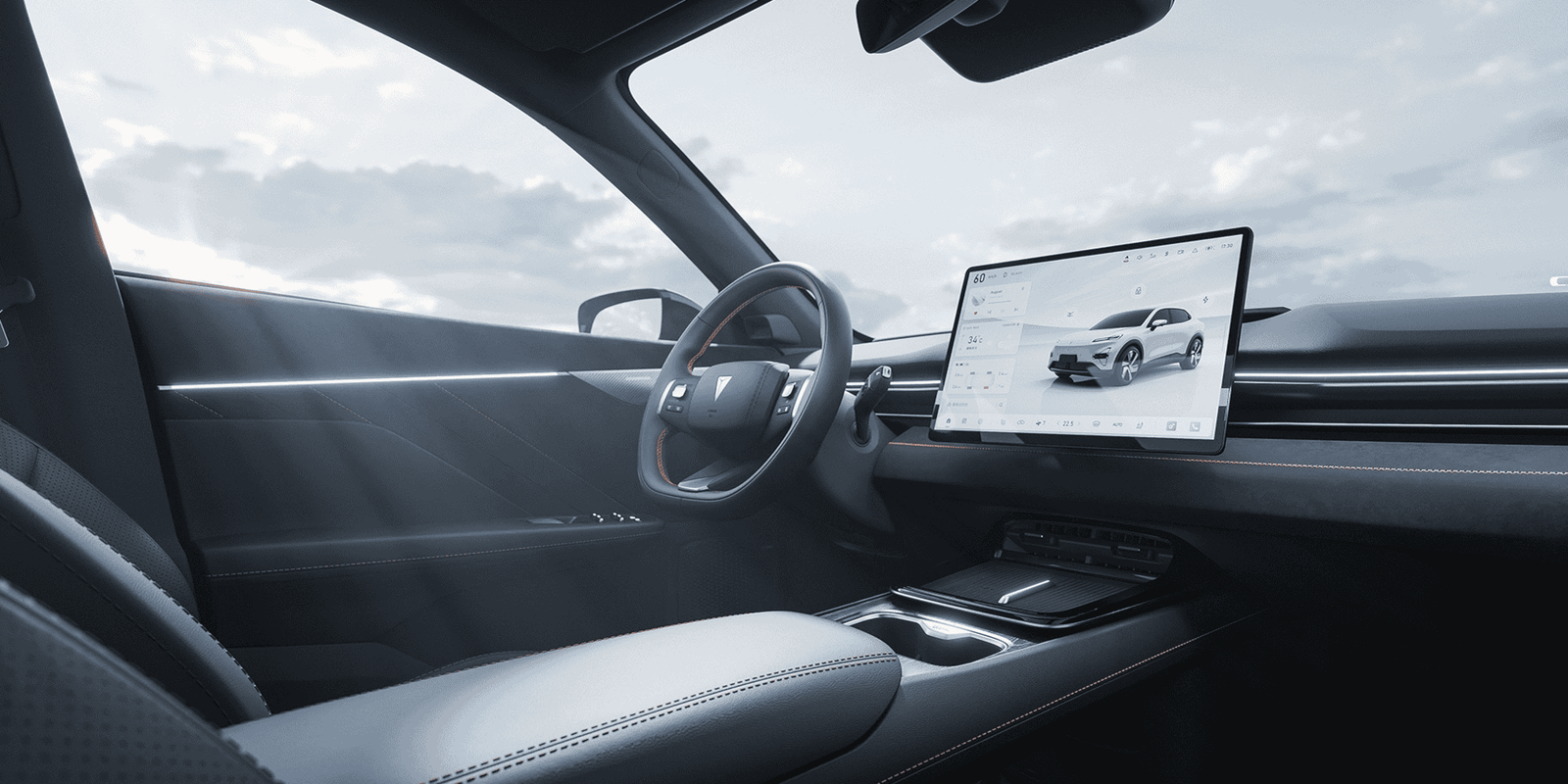 S05 – notranjost Black 4